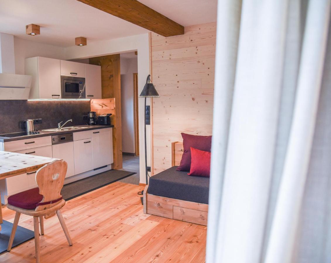 Rocca Apartments セスト エクステリア 写真